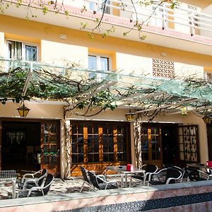 Hostal Lloret